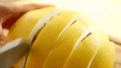 柚子皮有什么神奇的功效？